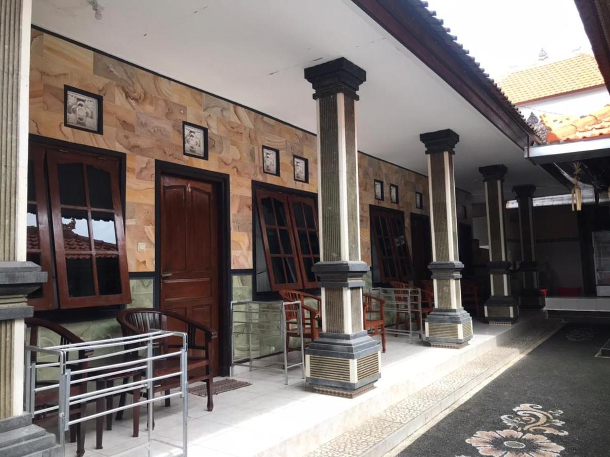 Leo Home Stay Canggu Екстериор снимка