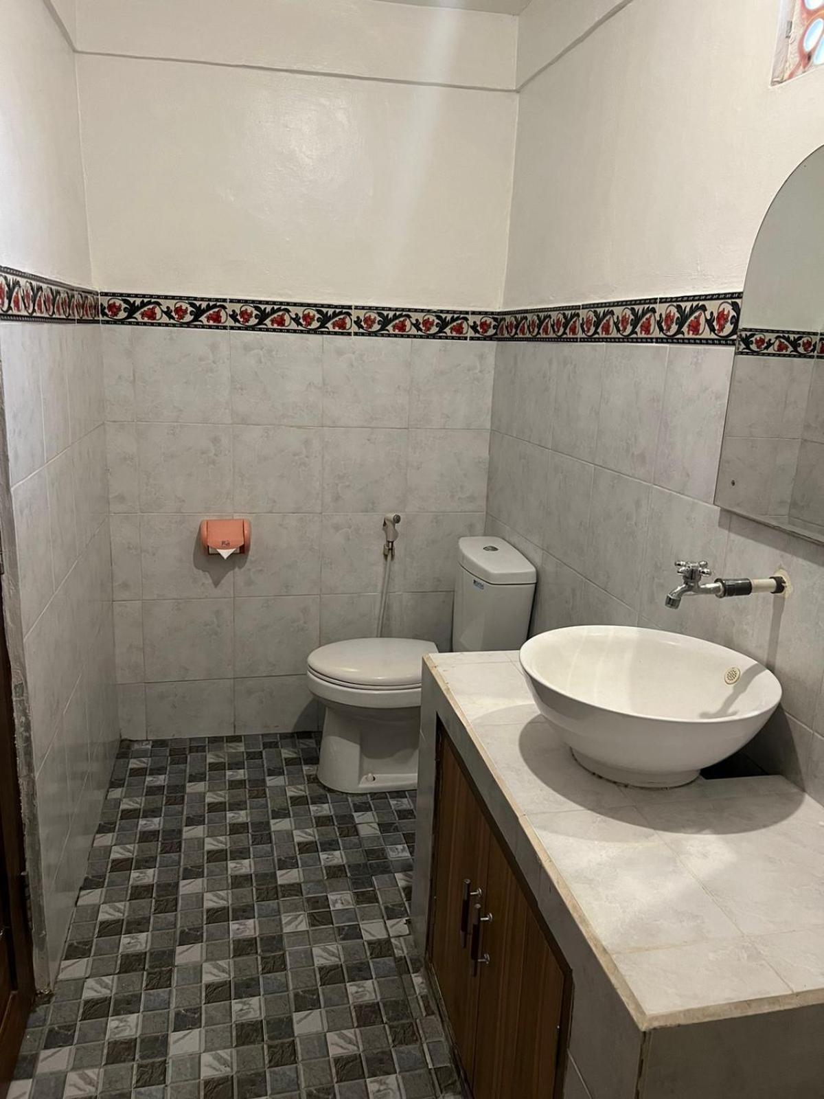Leo Home Stay Canggu Екстериор снимка