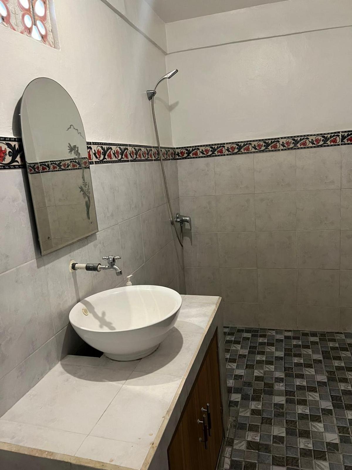 Leo Home Stay Canggu Екстериор снимка