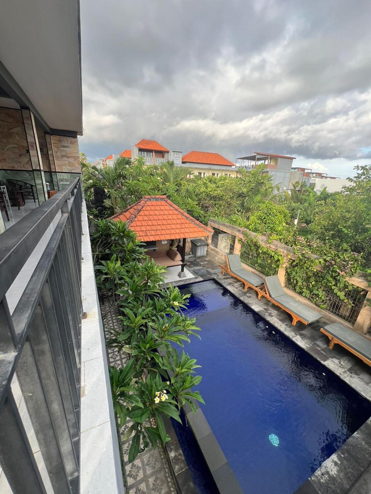 Leo Home Stay Canggu Екстериор снимка